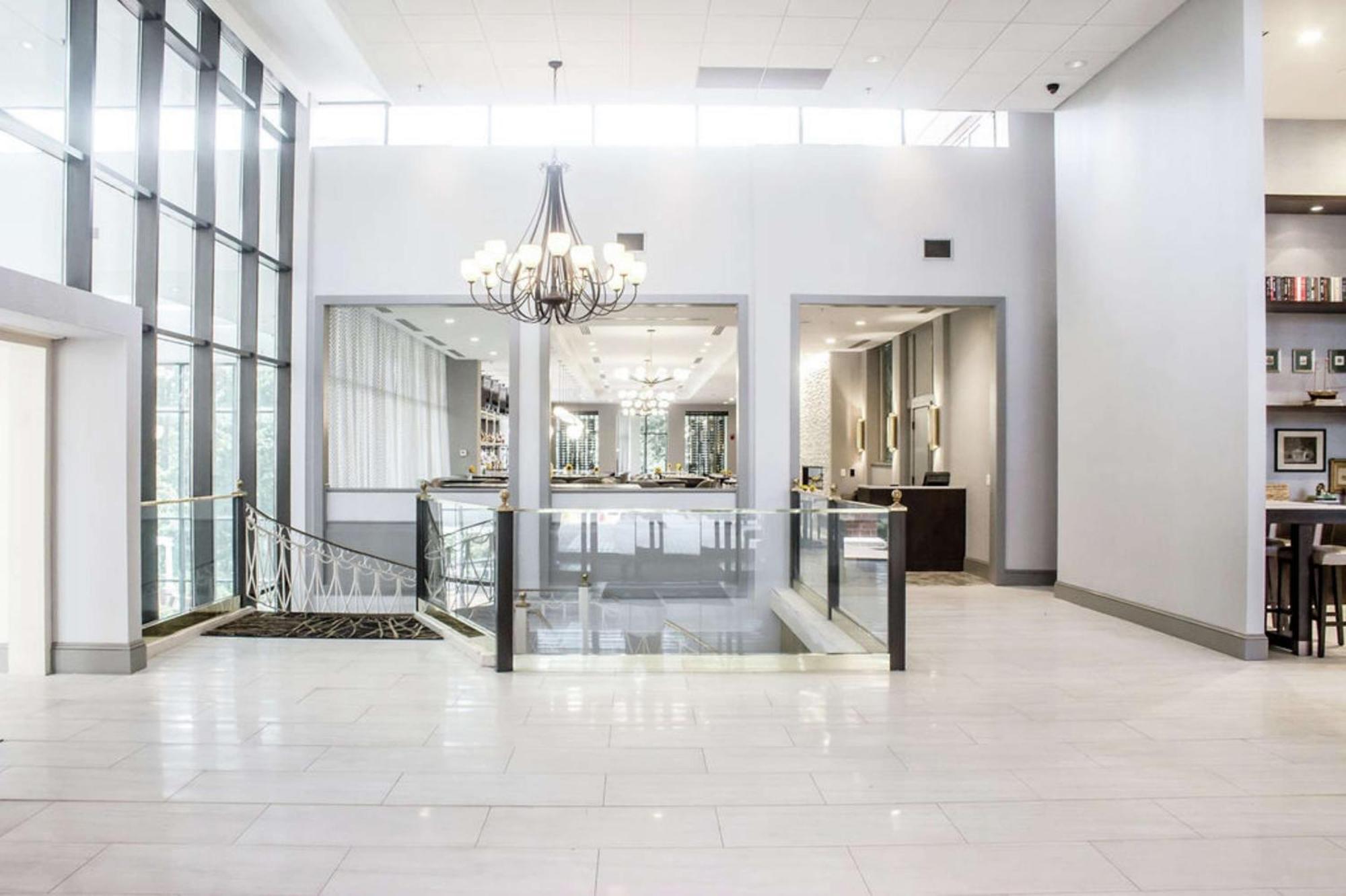 Doubletree By Hilton Charlottesville Exterior foto