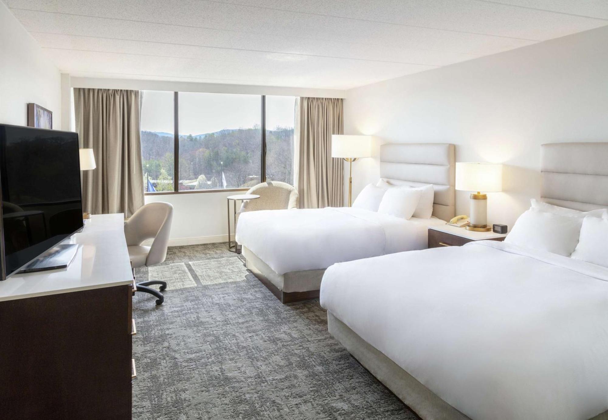 Doubletree By Hilton Charlottesville Exterior foto